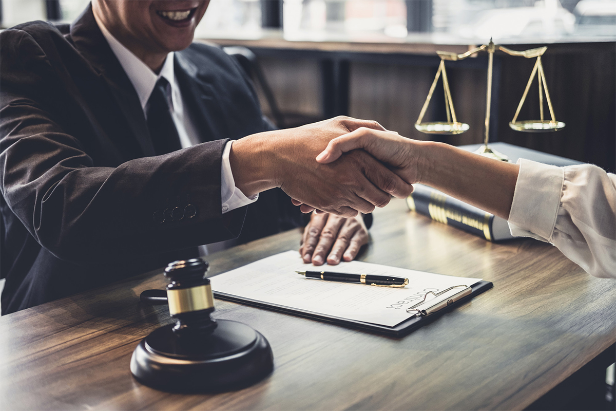 The Benefits of Hiring a Dearborn Heights, Michigan Chapter 7 Lawyer